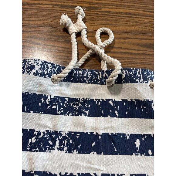 Beach bag with jute bottom and adjustable rope handles blue white striped - Picture 5 of 8